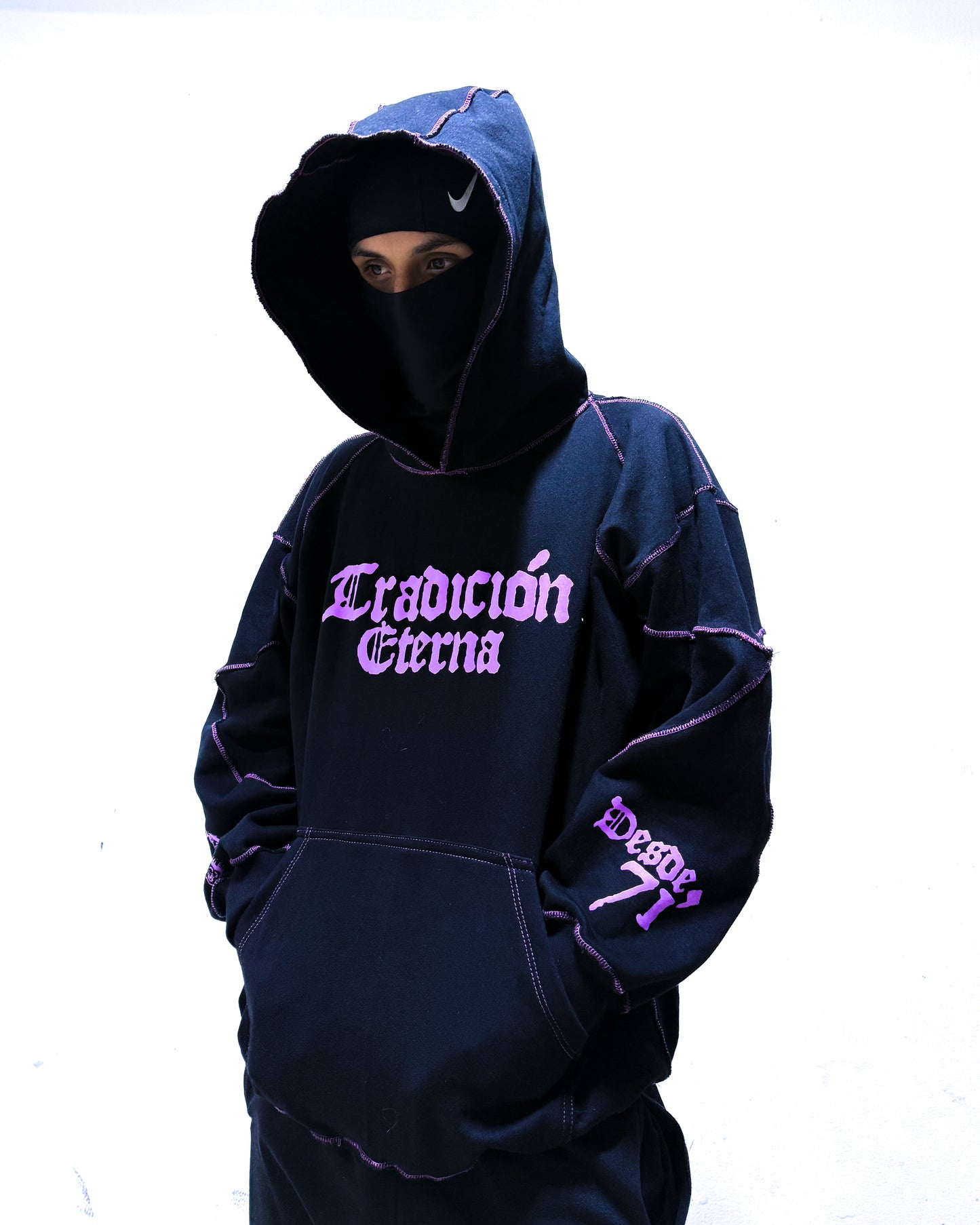 TRADICION ETERNA HOODIE